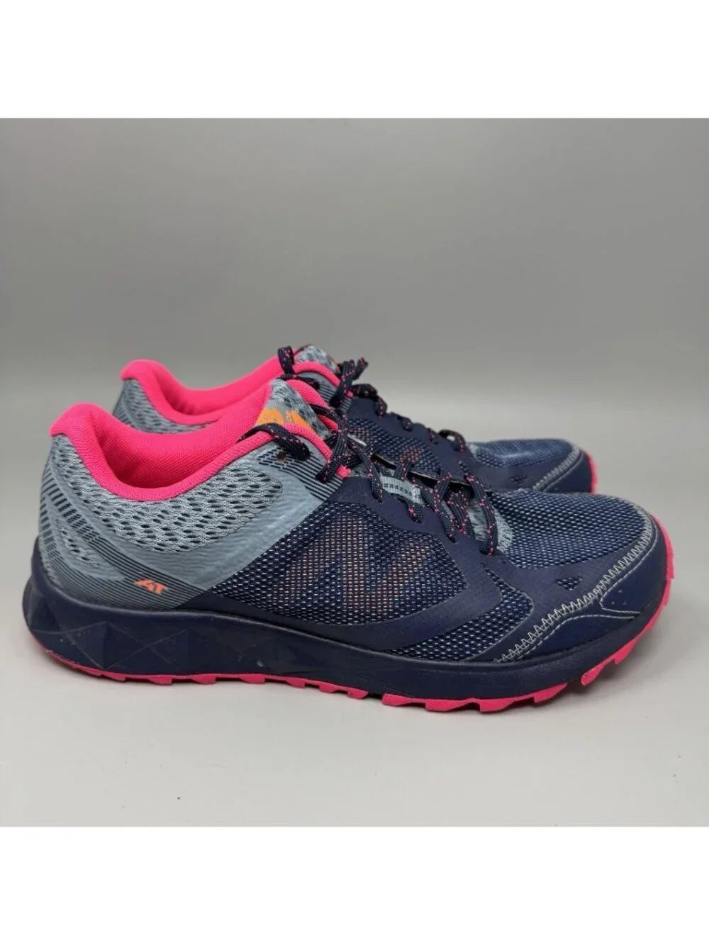 New Balance 590v3 All Terrain Running Athletic Shoes WT590LG3 Women's Size 10